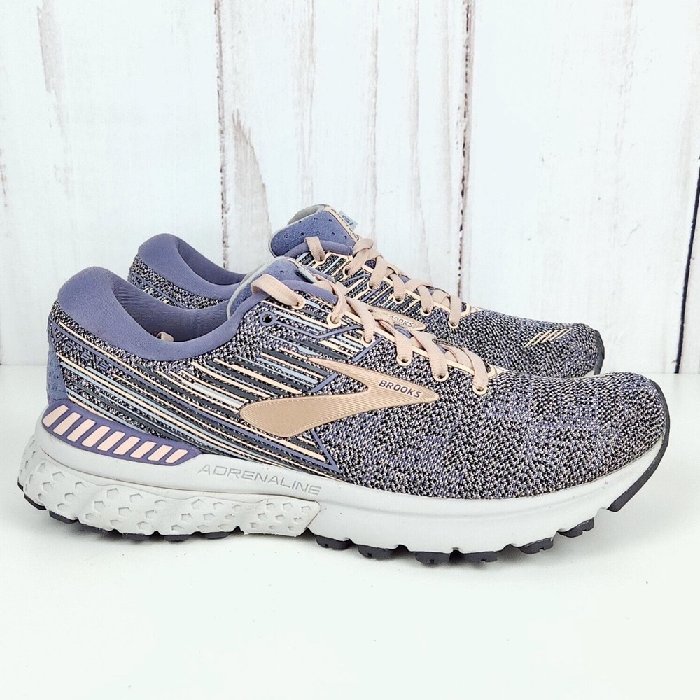 Brooks Womens Adrenaline GTS 19 1202841B034 Gray Running Shoes
